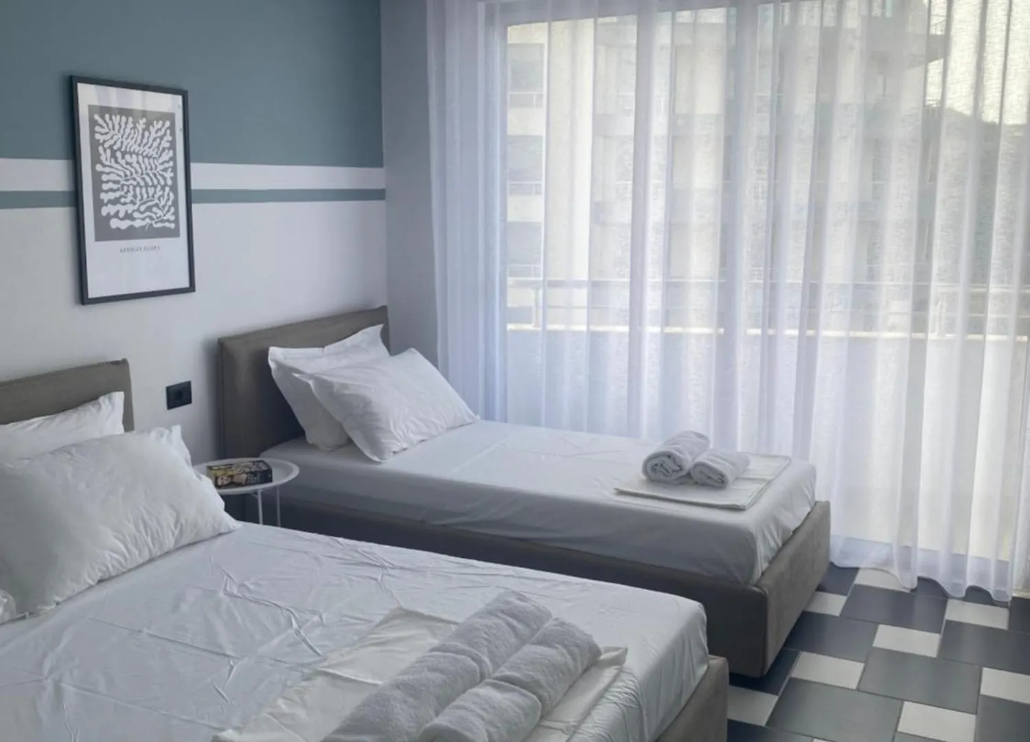 Lulu Suites - Blue Golem  Albania